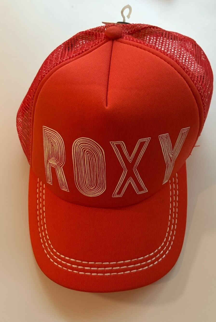Vintage Y2K ROXY Women’s Red/White Mesh Back Trucker Hat Adjustable Logo Cap